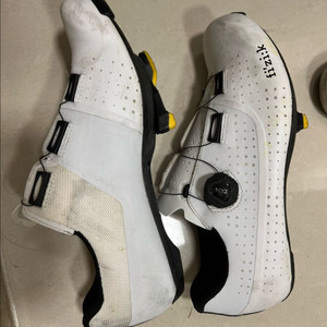 피직 fizik 템포 오버커브 와이드 R4