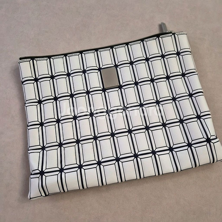 쿠론 쎄콰트레 양면배색 클러치백--1