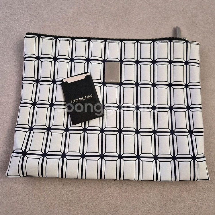 쿠론 쎄콰트레 양면배색 클러치백--0