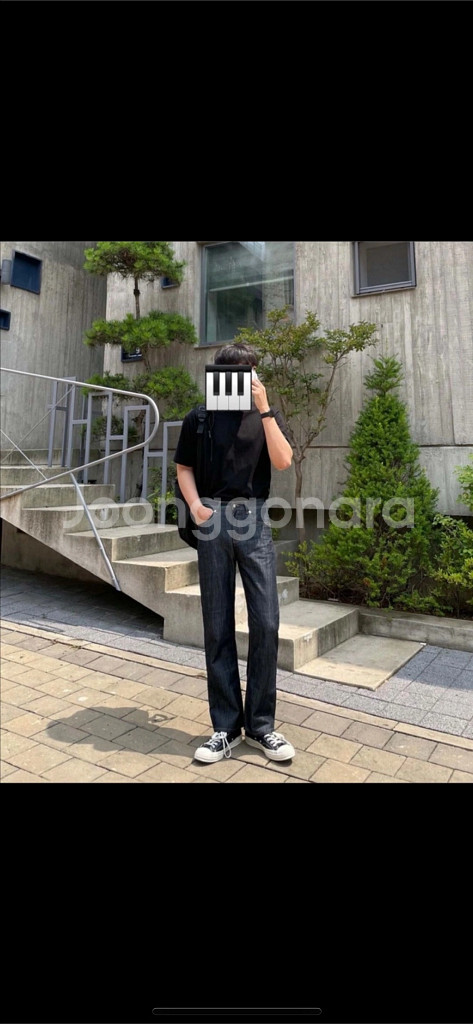 블랙 세미 원턱 와이드 데님 팬츠 (30)--2