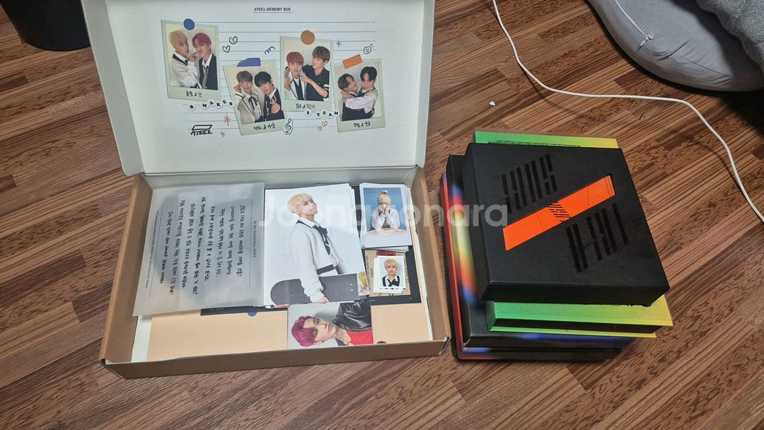 에이티즈 공식 2기 팬키트 및 앨범--0