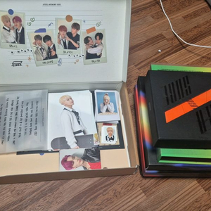 에이티즈 공식 2기 팬키트 및 앨범