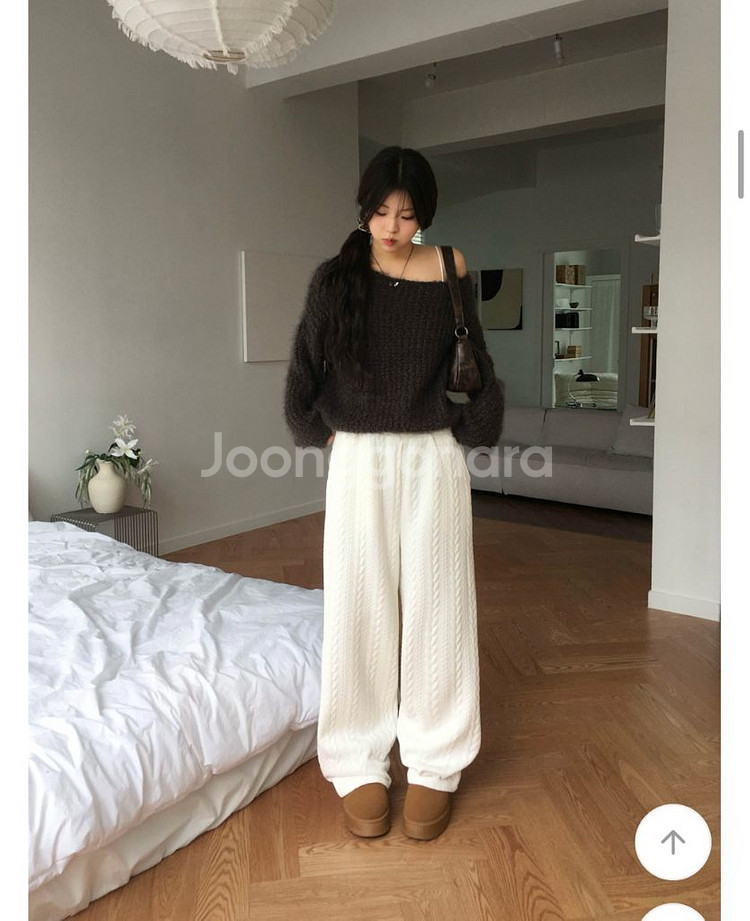 에이블리 남여공용 퀼팅 꽈배기 와이드 팬츠 (새상품)--1