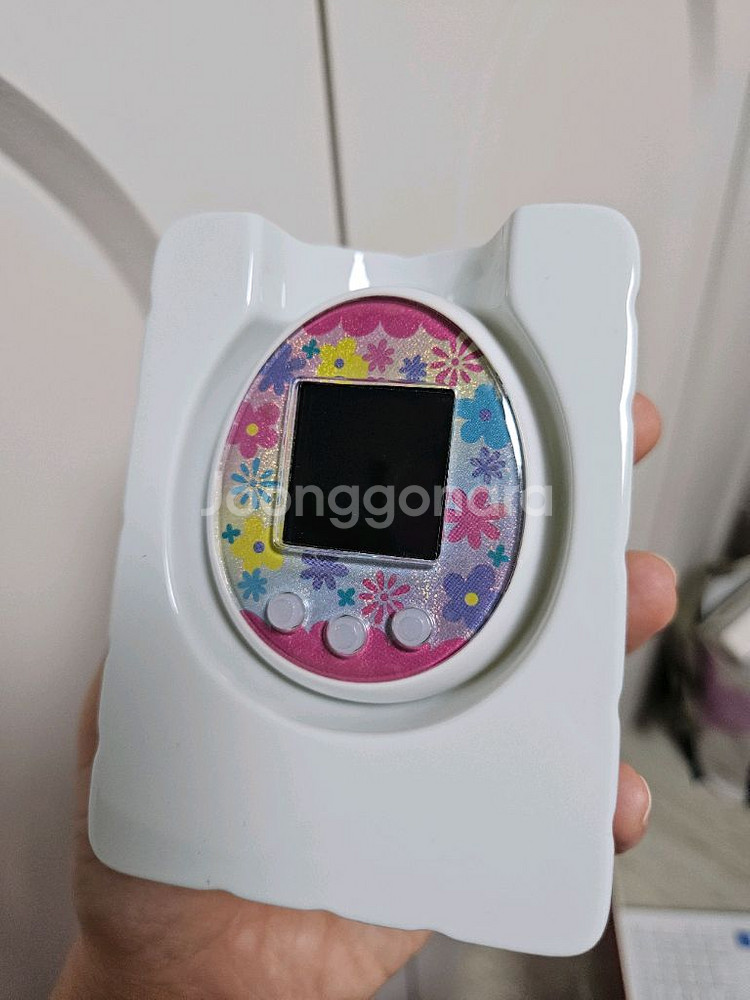 다마고치 파스텔 화이트 풀박--1