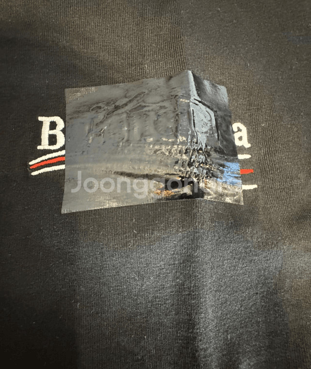 [발렌/시아가] 새상품 / 남성반팔 / 약105~110--2