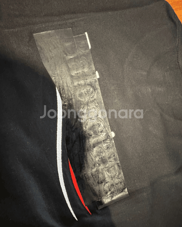 [발렌/시아가] 새상품 / 남성반팔 / 약105~110--4