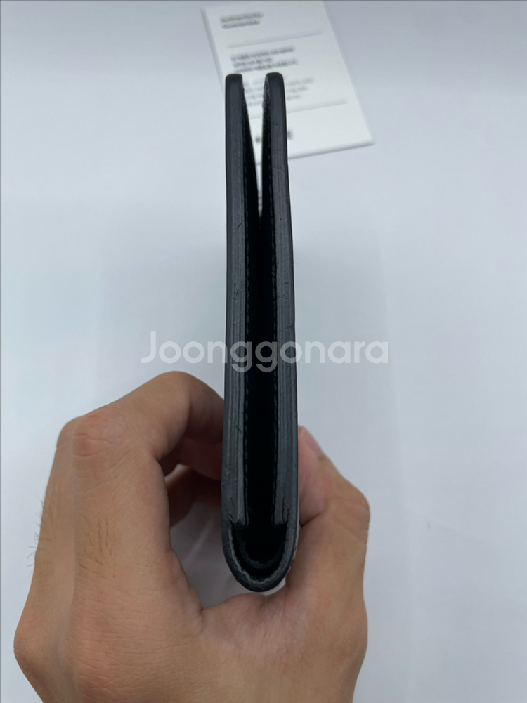 루이비통 에삐 반지갑 블랙 M60332--6