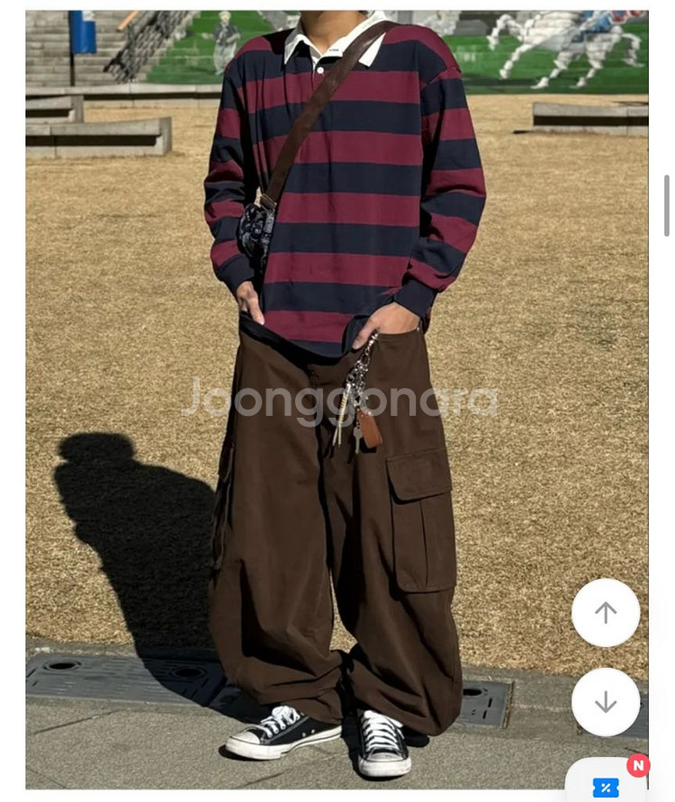 에이블리 남여공용 스트라이프 카라 티셔츠 (새상품)--0