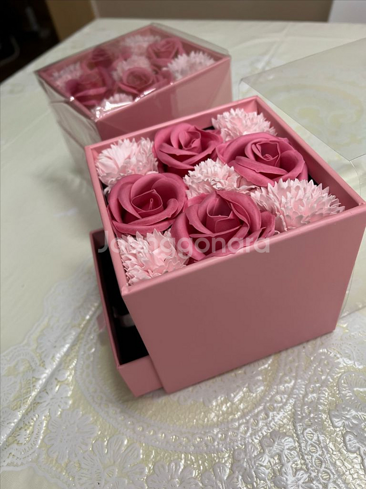 미개봉 새거) 용돈 박스 , 플라워 용돈박스 한개 만원--2