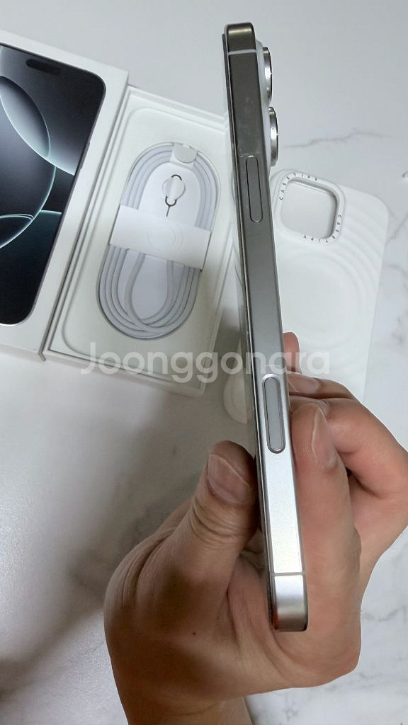 아이폰 16 Pro Max 화이트 1TB 풀박 특S급--4