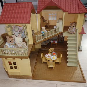 실바니안 불이 들어오는 이층집