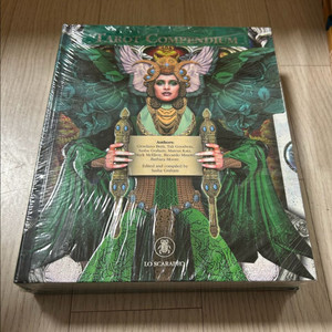 TAROT COMPENDIUM (LO SCARABEO)
