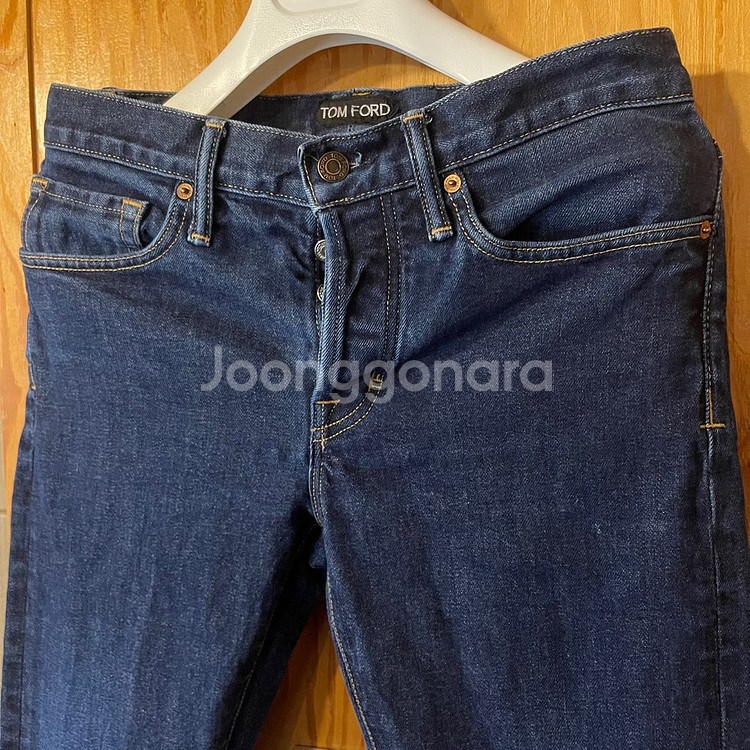 톰포드 로고 청바지 판매 합니다--3