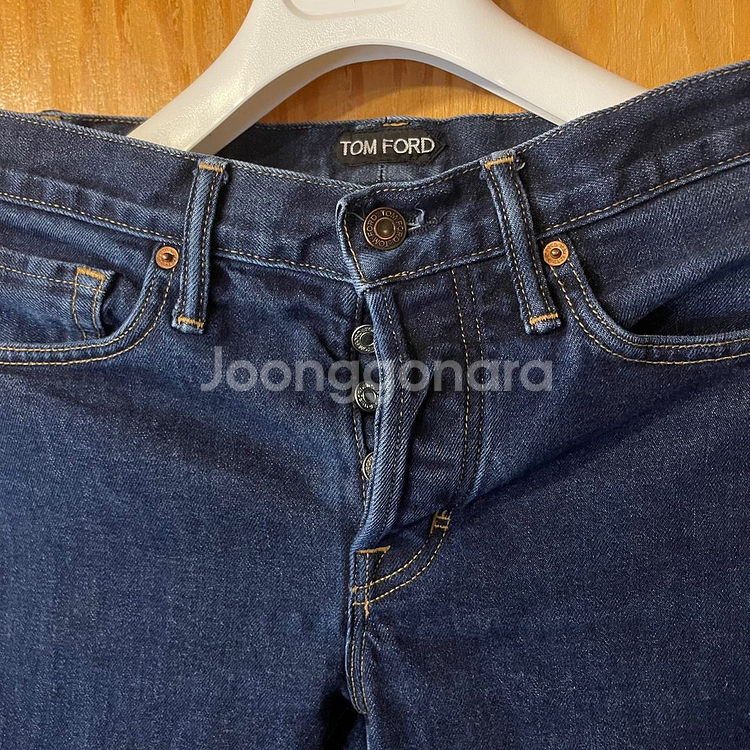 톰포드 로고 청바지 판매 합니다--6
