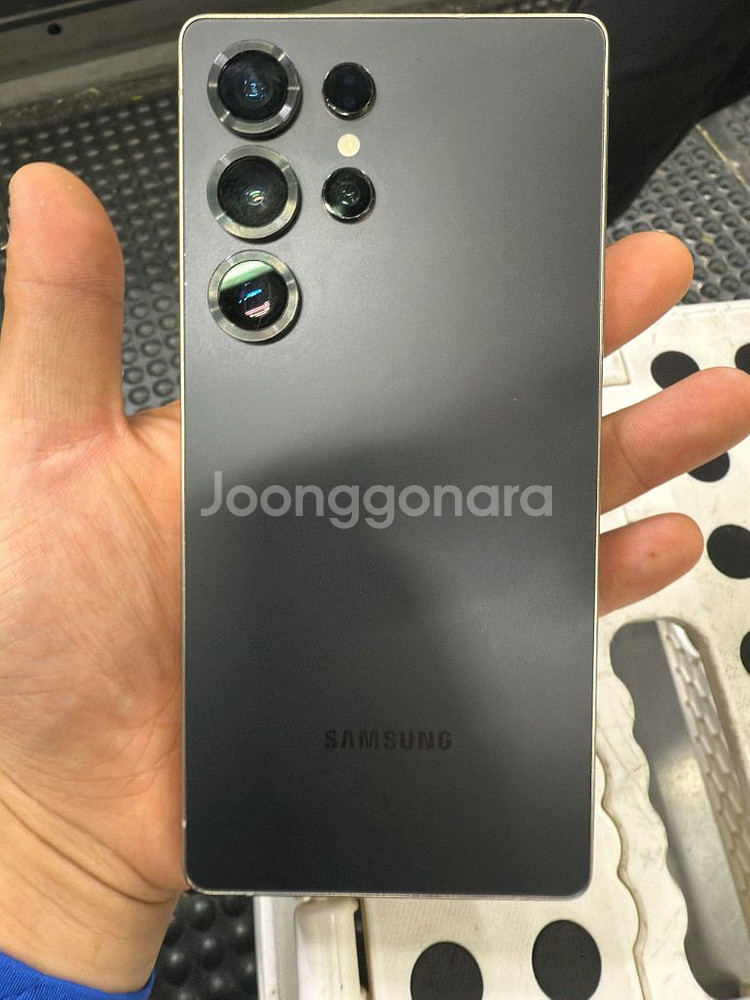 갤럭시s25 울트라 256기기--1