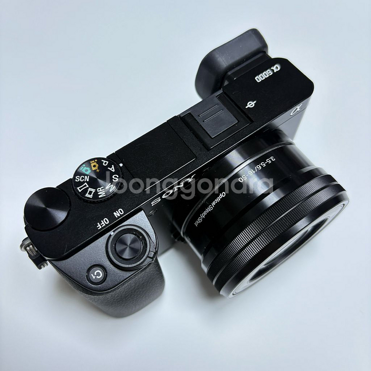 소니 A6000 번들렌즈(16-50) A급--3
