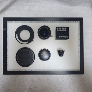 보이그랜더 울트라와이드 헬리어 12mm f5.6 팜니다