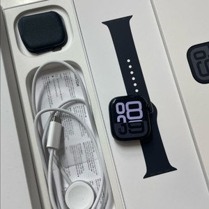애플워치10셀룰러 42mm 제트블랙 SSS급