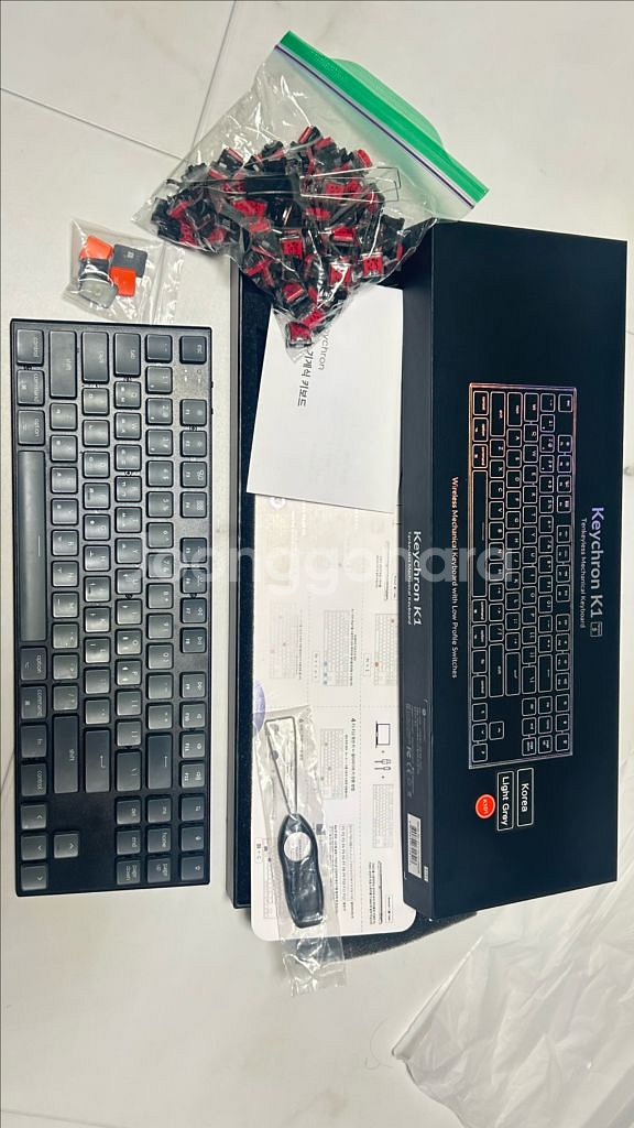 키크론 k1 로우프로파일 핫스왑 갈축 (+적축 스위치)--0