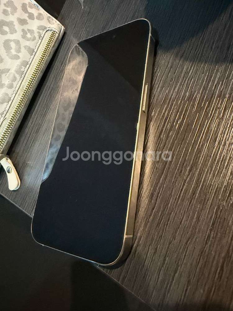 아이폰 15 pro 128기가 내츄럴(실버) 색상 판매--1