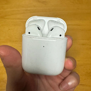 고장난 에어팟