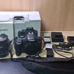 캐논 EOS 800D+EF-S18-55 번들킷 S급급처