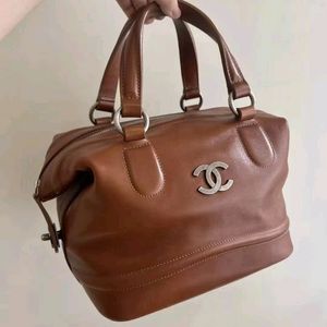 할인)샤넬 컨트리 카프스킨 히피 브라운 더블 코코 마크