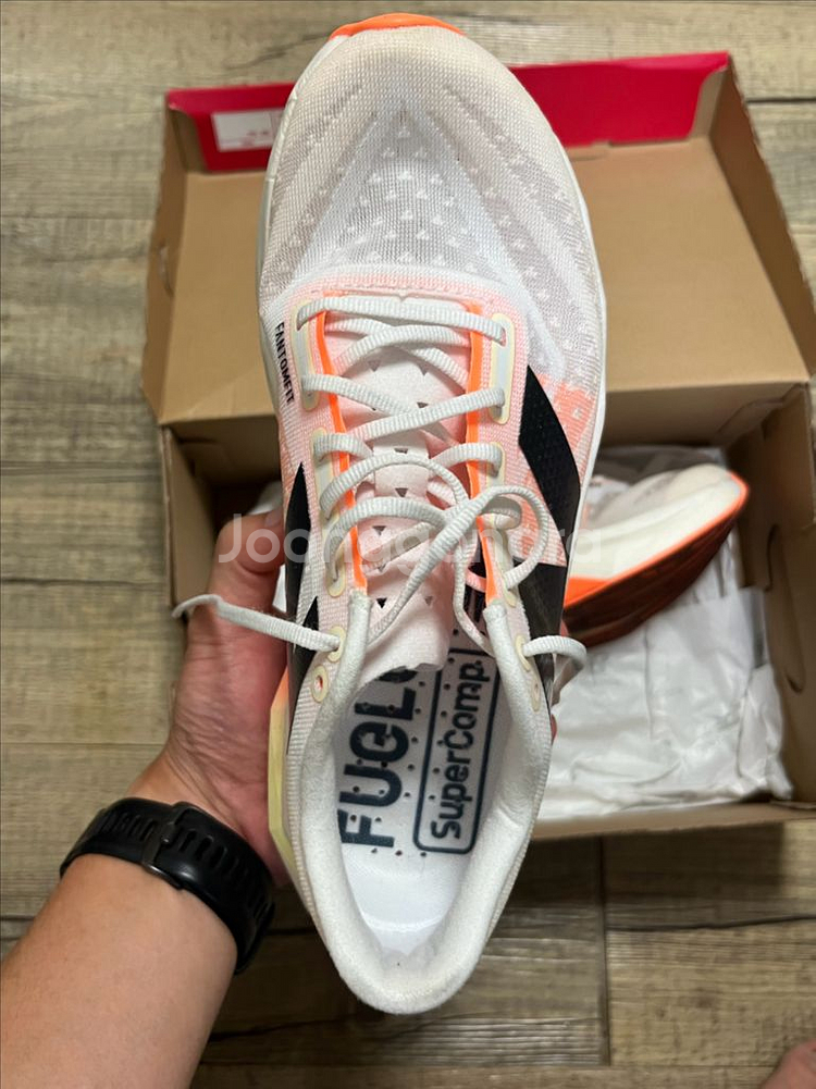 뉴발란스 레벨 V4--1