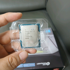 14600k 국내정발 팝니다