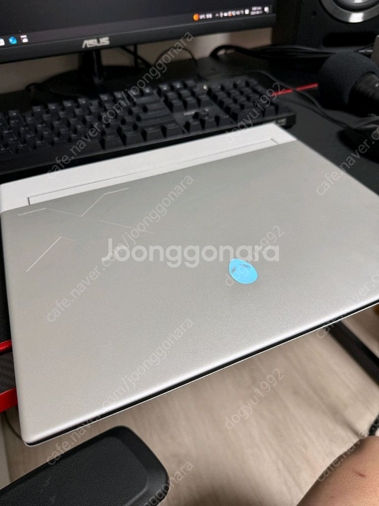 델 에일리언웨어 X14 R2 루나실버 코어 i7 팝니다--1
