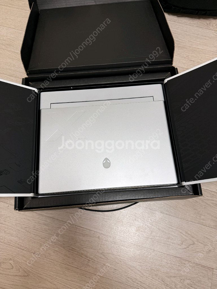 델 에일리언웨어 X14 R2 루나실버 코어 i7 팝니다--3