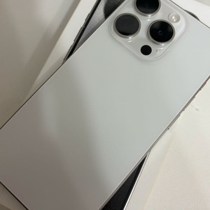 아이폰 15프로 256GB 배터리100 25.05제조