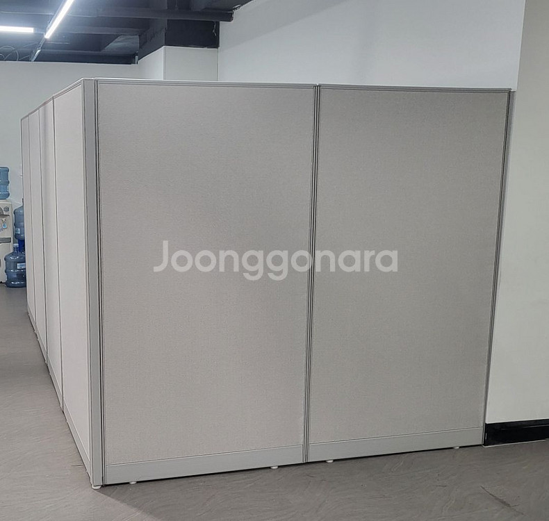 파티션 책상 의자 철제캐비넷 철재옷장 원탁 서랍 탁자--0