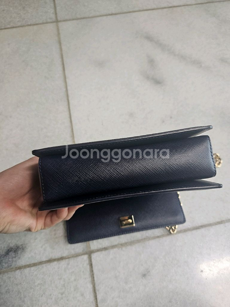 정품 페라가모 지니백--5