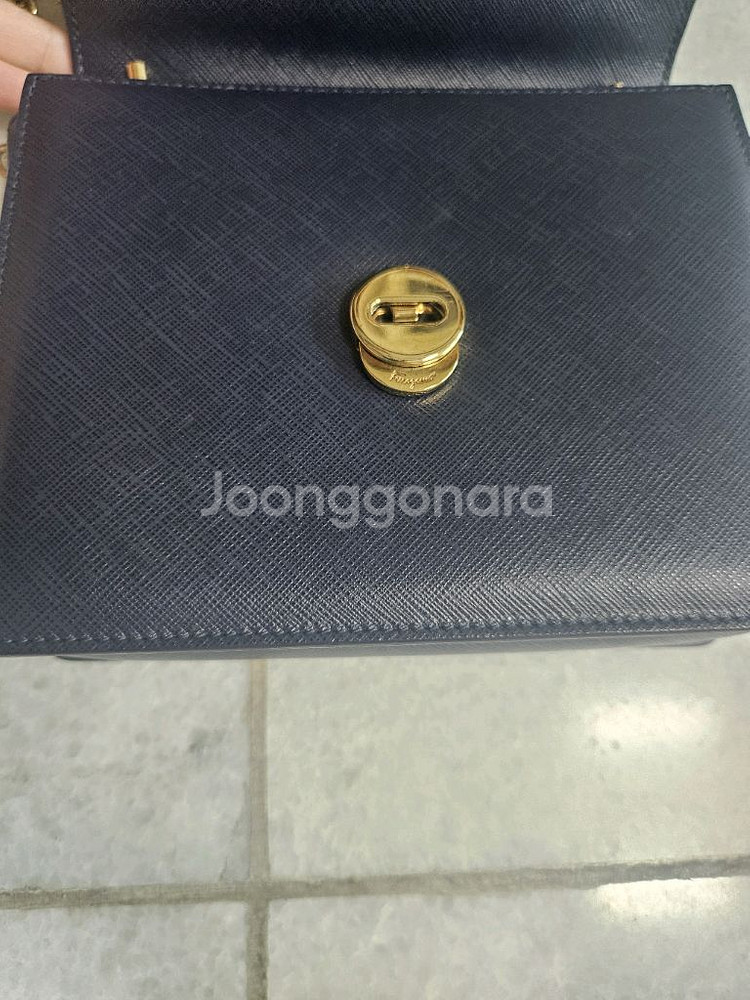 정품 페라가모 지니백--8