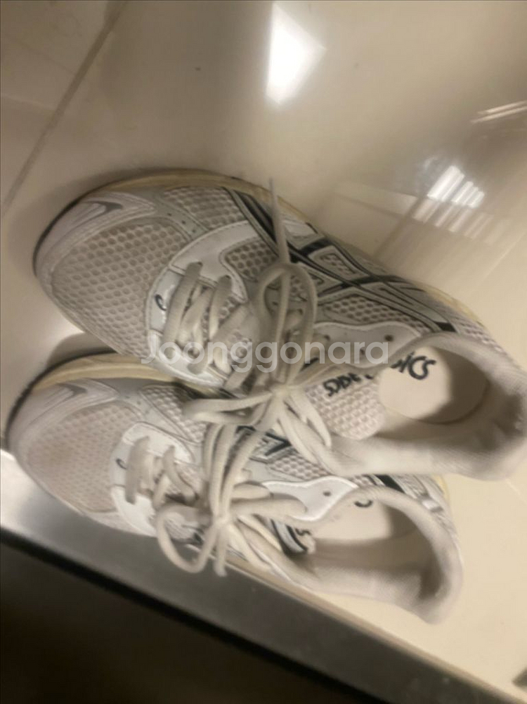 아식스 젤1130 화이트 230사이즈 런닝화--0