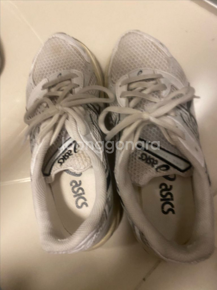 아식스 젤1130 화이트 230사이즈 런닝화--3