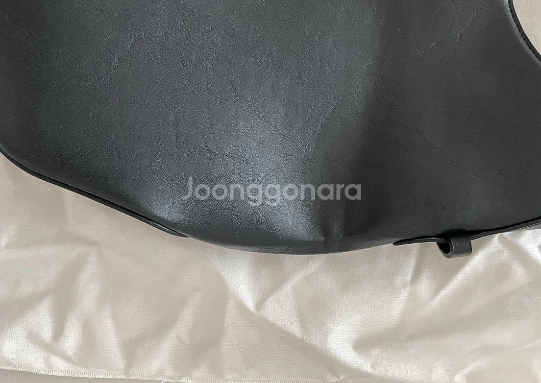 엣클립 오브백 블랙--3