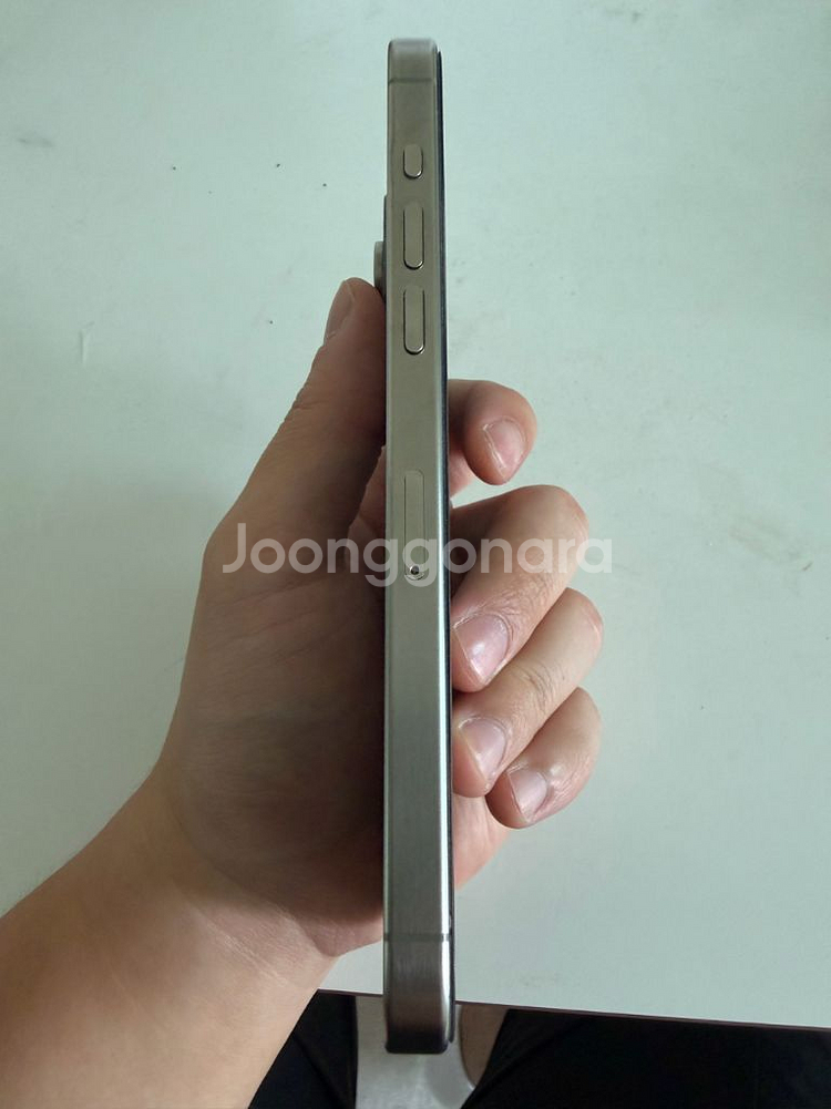 아이폰15프로맥스 256g 네추럴 티타늄--2