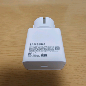 삼성 65W 충전기 TA865 R01(접지형) 팝니다.