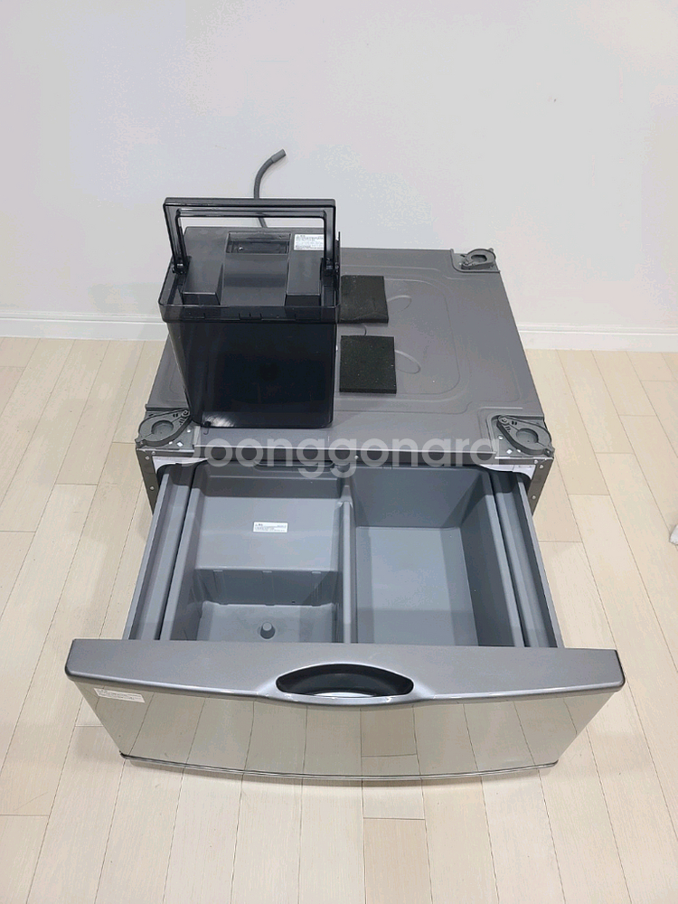 삼성 건조기용 물통수납함DC68-03958A(S급)--1