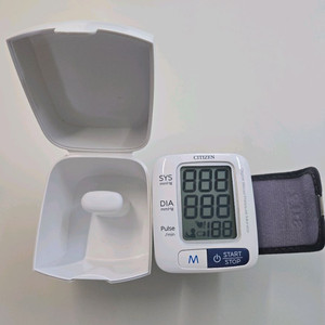 시티즌 CH-650 손목혈압계