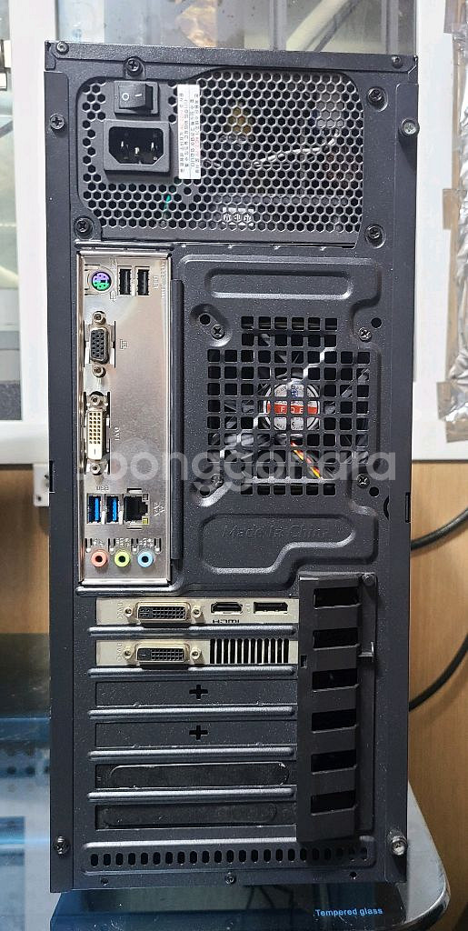 컴퓨터 데스크탑 PC 본체 팝니다--3