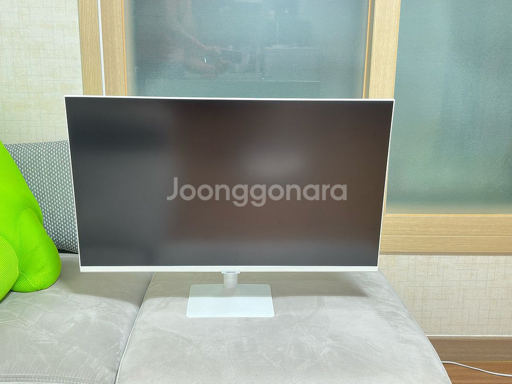 삼성 스마트 모니터m5 32인치화이트--1