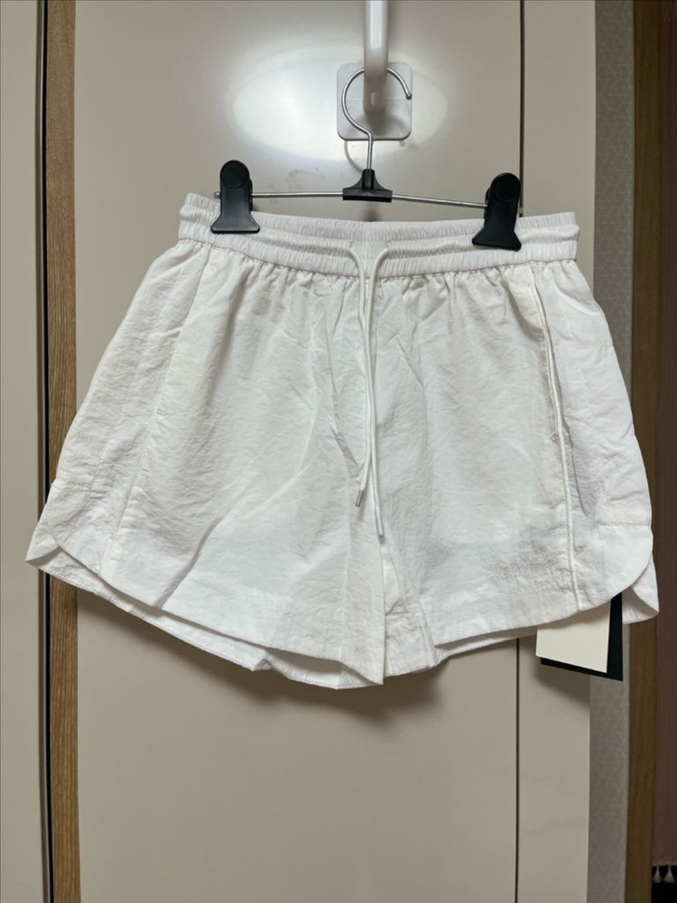 새상품) 더바넷 클라우디 윈드 쇼츠 반바지 트레이닝--1