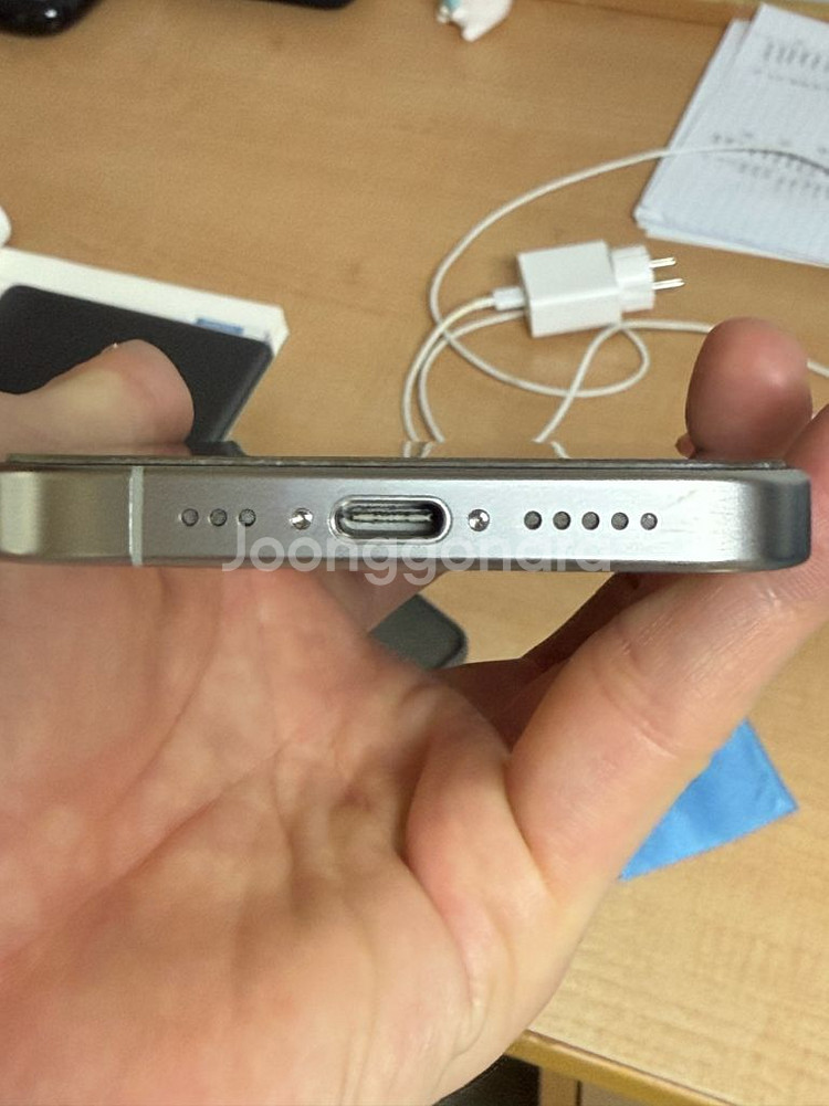 아이폰 15 프로 128gb 화이트 티타늄 A++--8