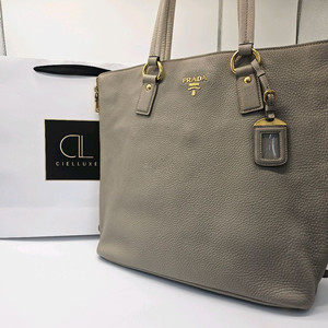 정품 프라다 집업 숄더백