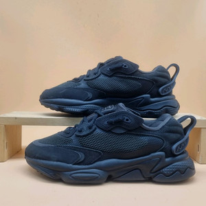 아디다스 오즈위고 메타 여성운동화240