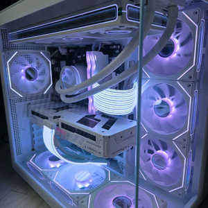 라이젠5 9600X RTX5070 올화이트PC