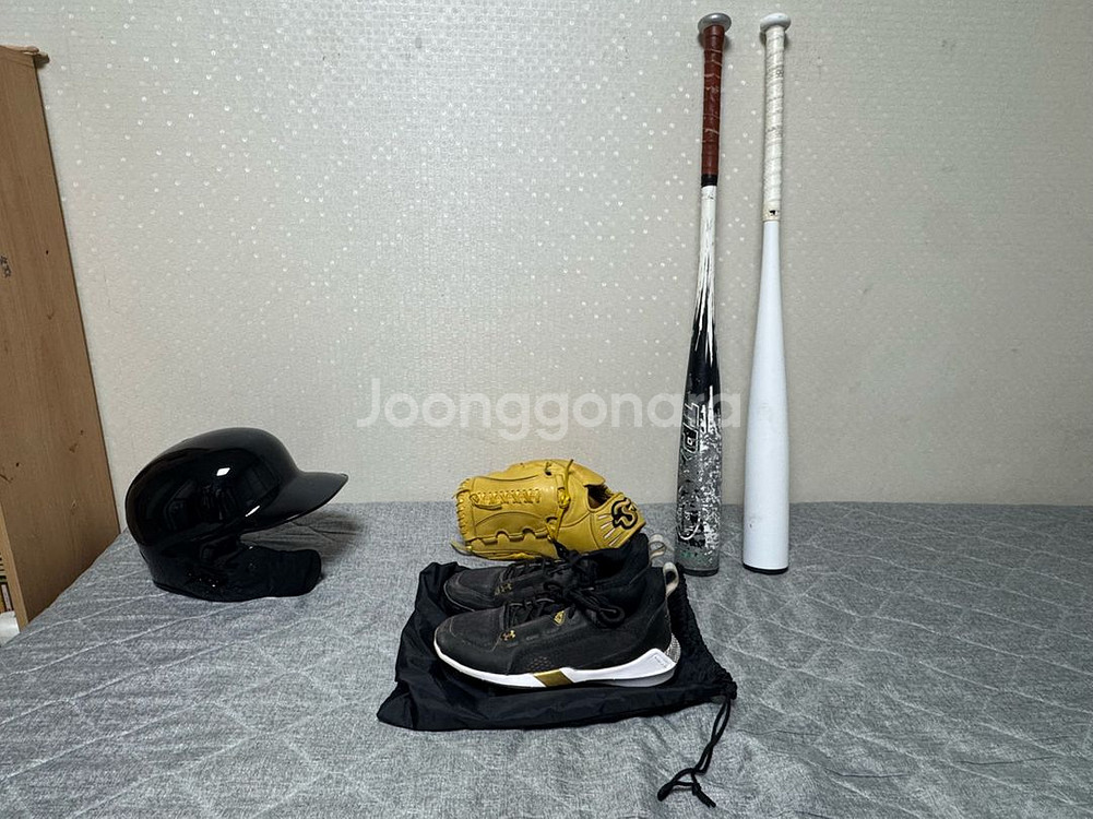 좌투글러브,좌타 검투사헬멧,스파이크,헬멧,배트 판매--0